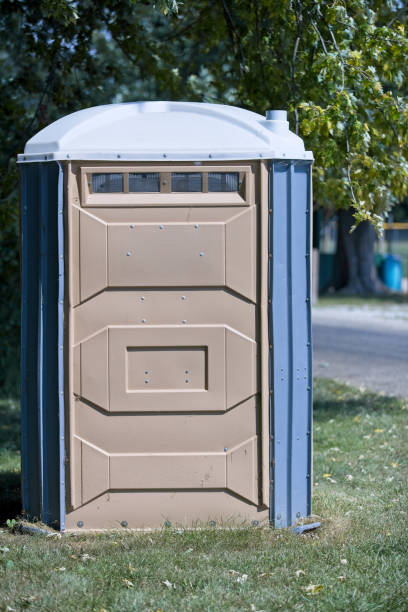 Best Porta potty rental near me  in Canfield, OH